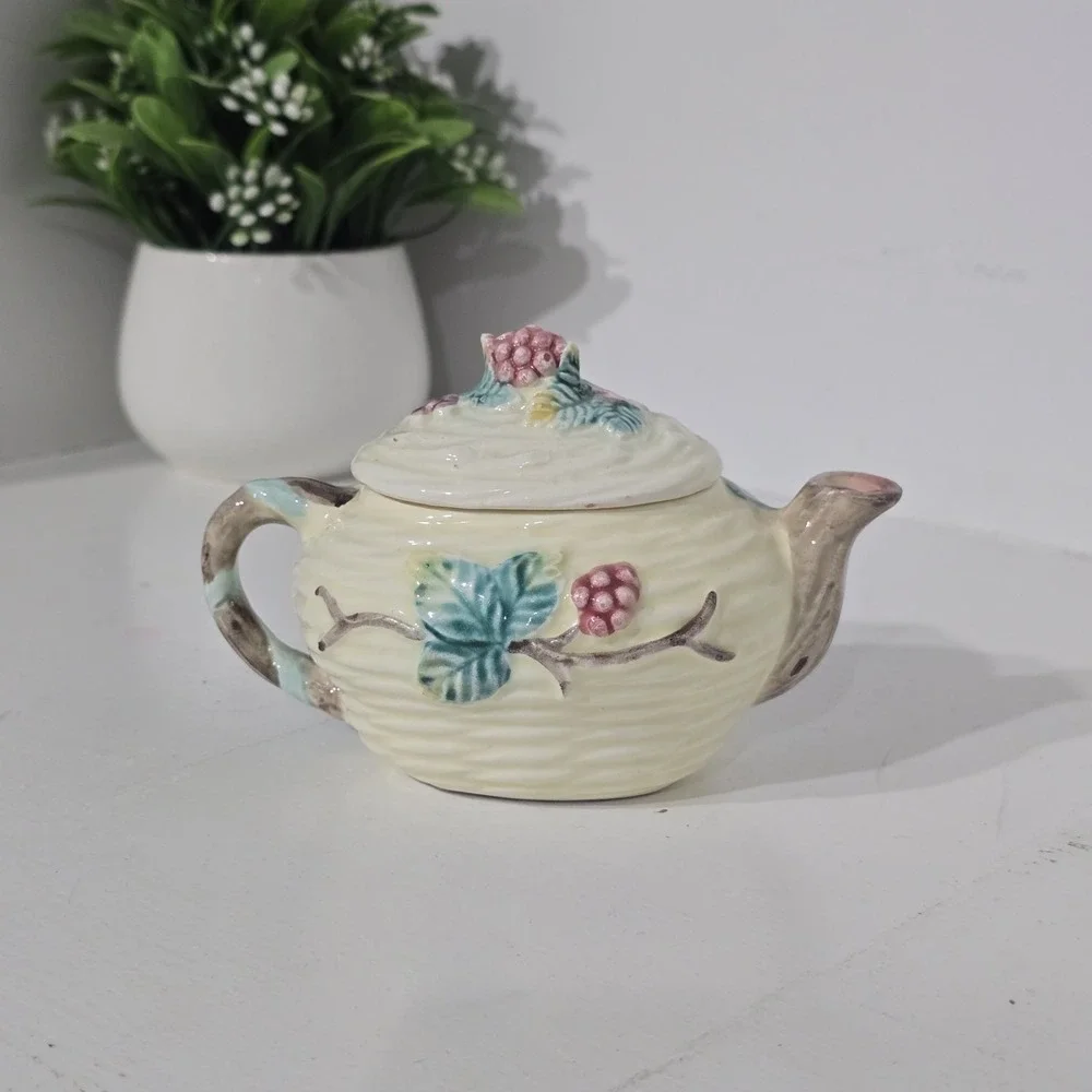 Vintage Blackberry Basketweave Creamer Sugar Bowl‎ Set 1988 Cottagecore Berry